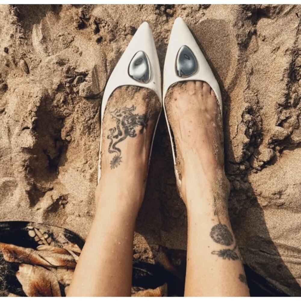 ZARA White Leather Cap Toe Heels NWT Silver Metal Pointed Pumps Size 8 - Picture 10 of 16